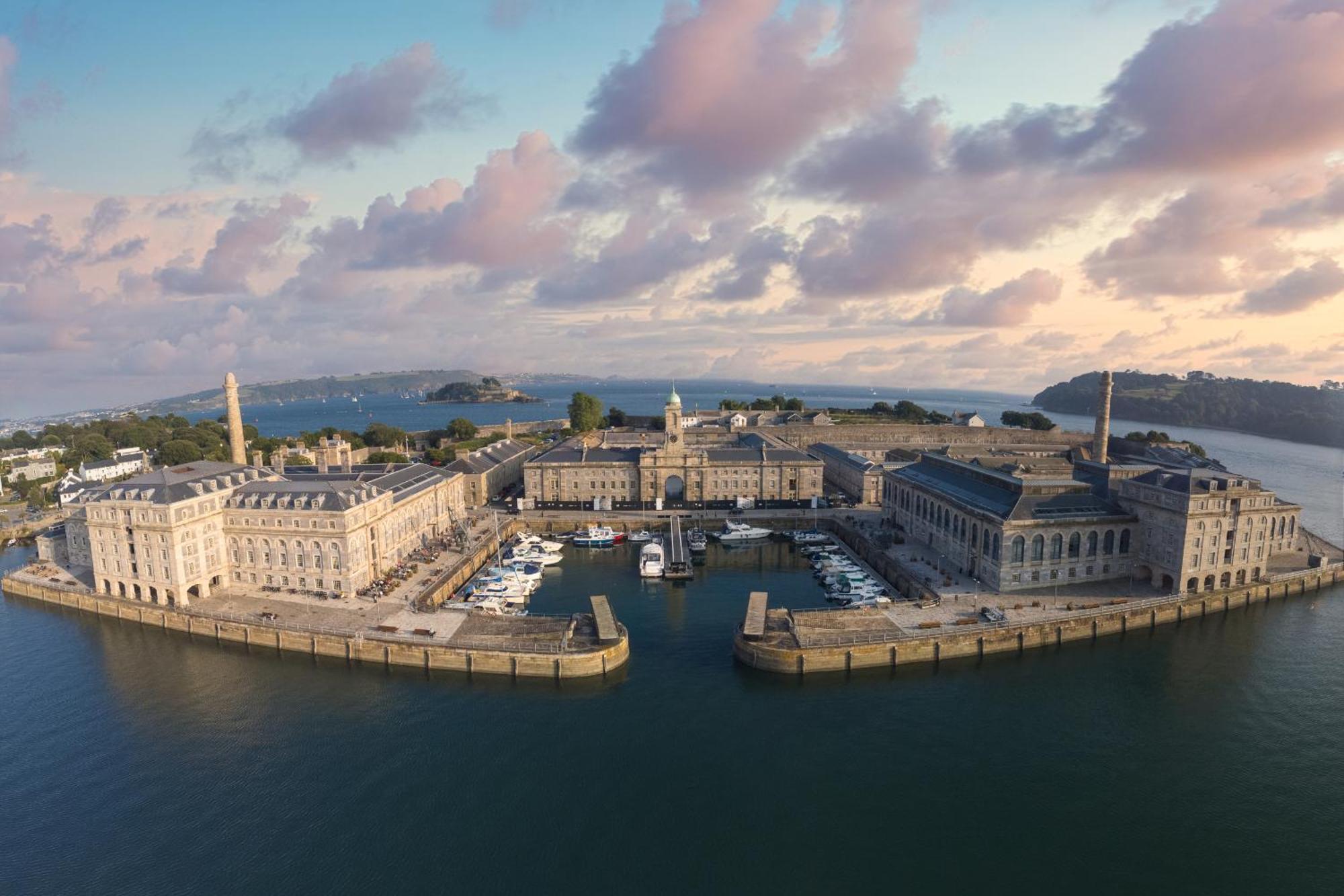 Royal William Yard Apartments Plymouth Phòng bức ảnh